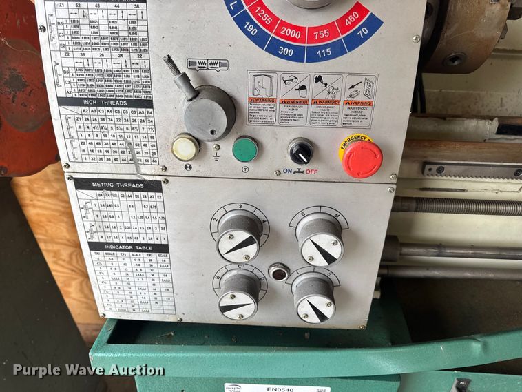 image for item EN0540 2018 Grizzly G0776 lathe