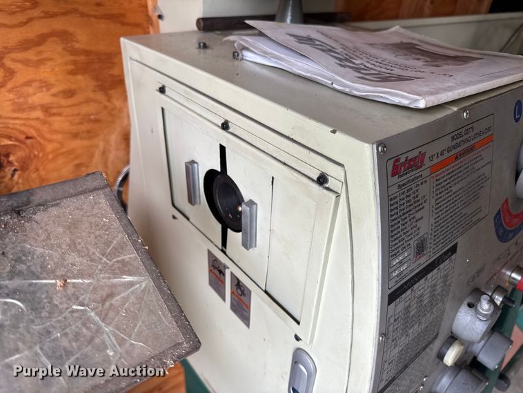 image for item EN0540 2018 Grizzly G0776 lathe