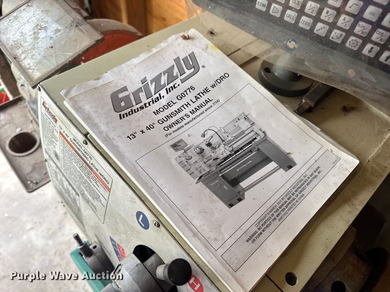image for item EN0540 2018 Grizzly G0776 lathe