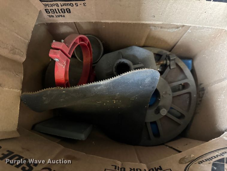 image for item EN0540 2018 Grizzly G0776 lathe