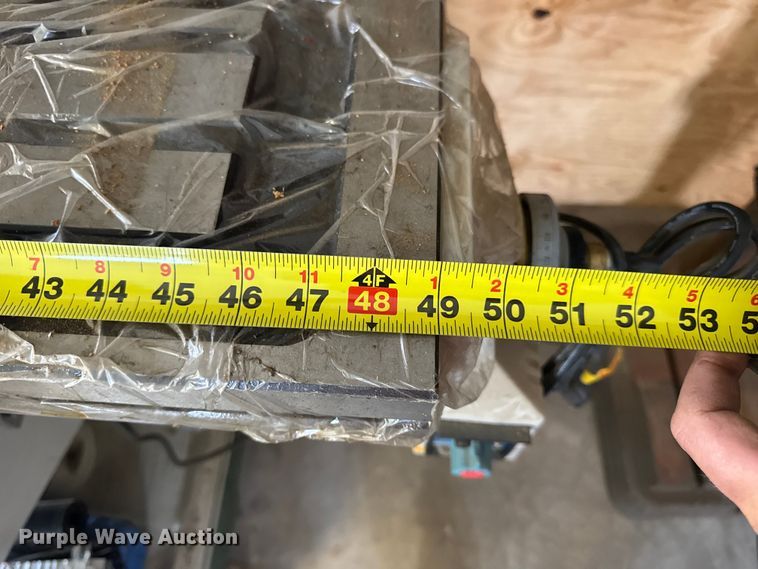 image for item EN0541 2019 Grizzly G0796 milling machine