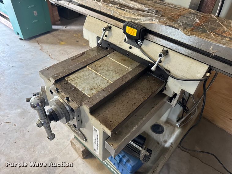 image for item EN0541 2019 Grizzly G0796 milling machine