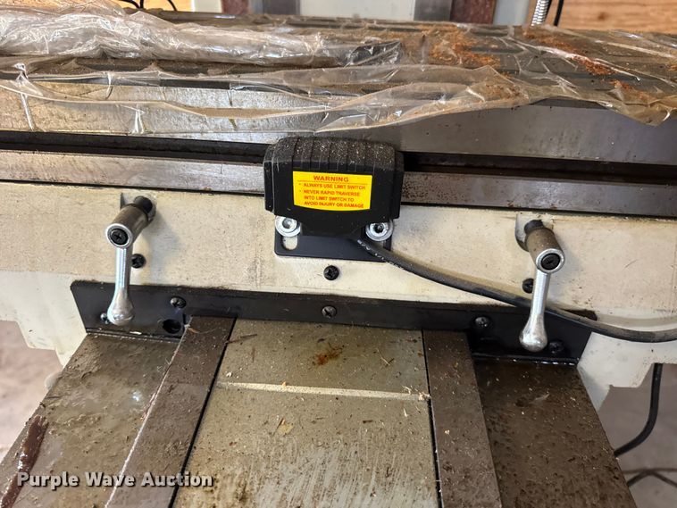 image for item EN0541 2019 Grizzly G0796 milling machine