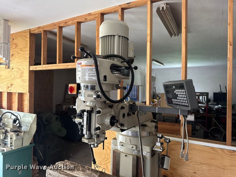 image for item EN0541 2019 Grizzly G0796 milling machine