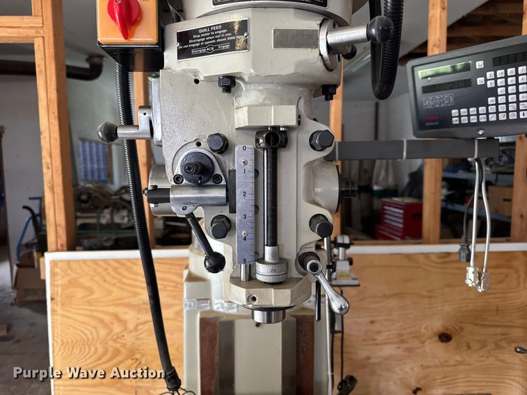 image for item EN0541 2019 Grizzly G0796 milling machine