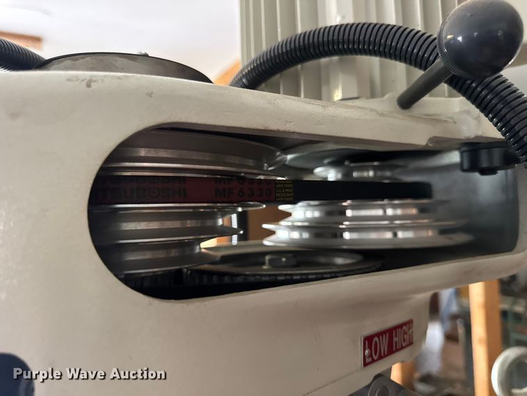 image for item EN0541 2019 Grizzly G0796 milling machine