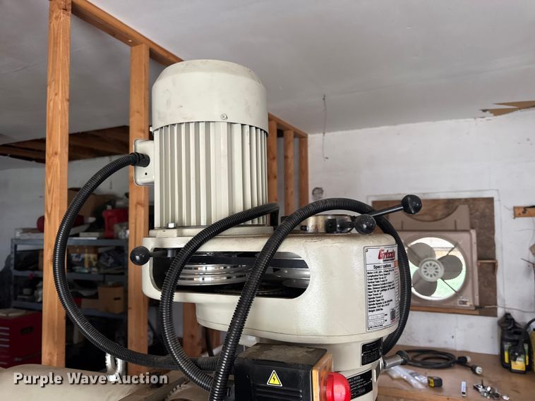 image for item EN0541 2019 Grizzly G0796 milling machine