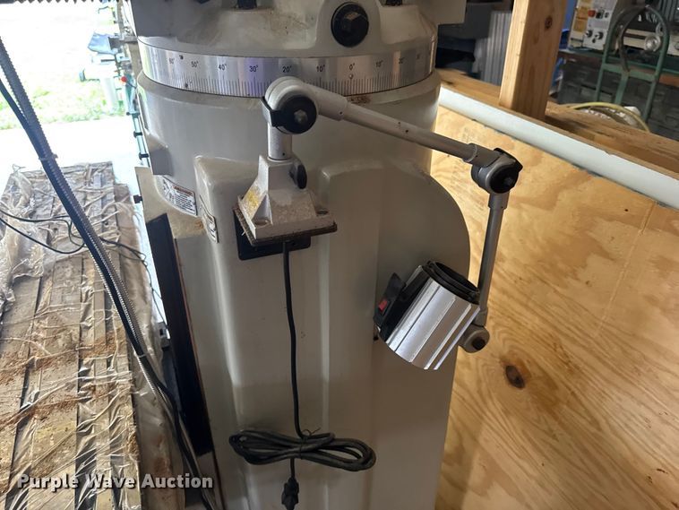 image for item EN0541 2019 Grizzly G0796 milling machine