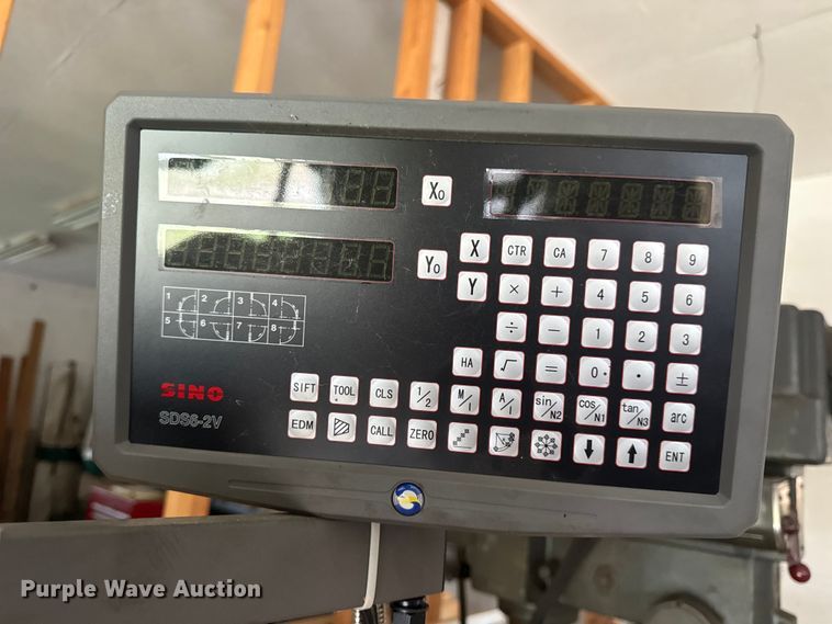 image for item EN0541 2019 Grizzly G0796 milling machine