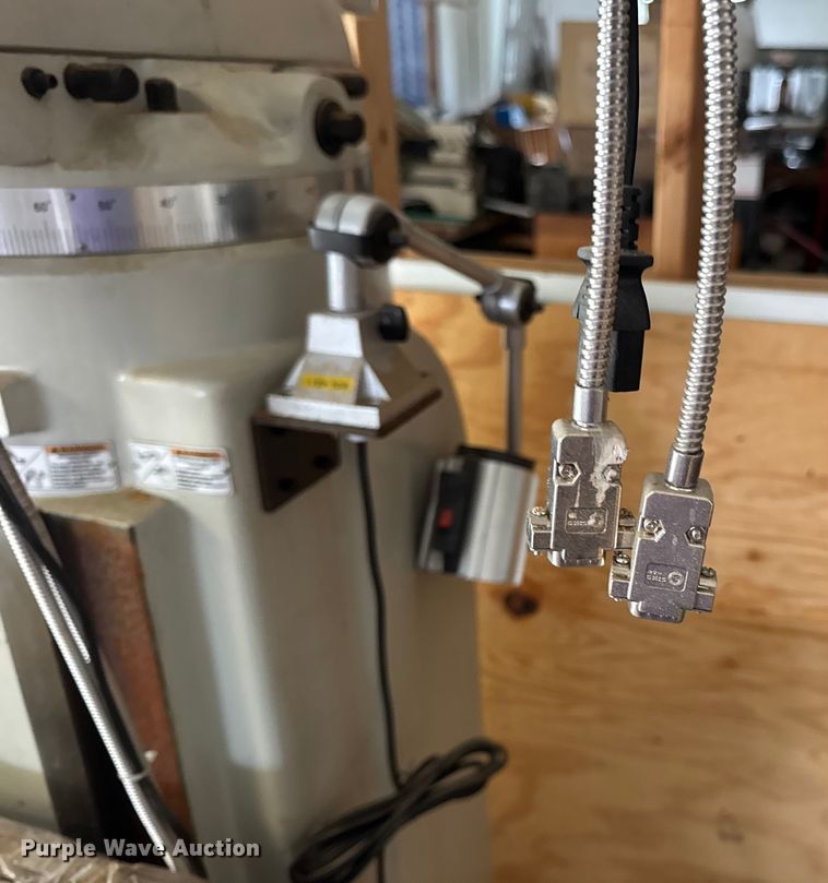 image for item EN0541 2019 Grizzly G0796 milling machine