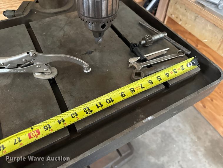 image for item EN0542 Clausing Series 22V-1 drill press