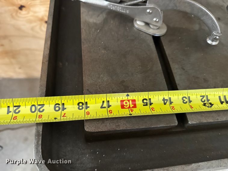 image for item EN0542 Clausing Series 22V-1 drill press