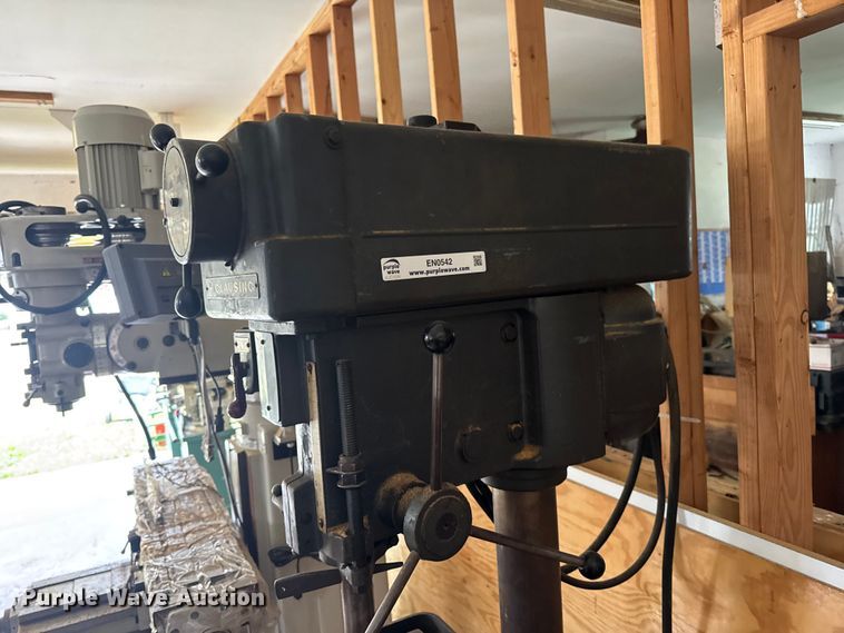 image for item EN0542 Clausing Series 22V-1 drill press