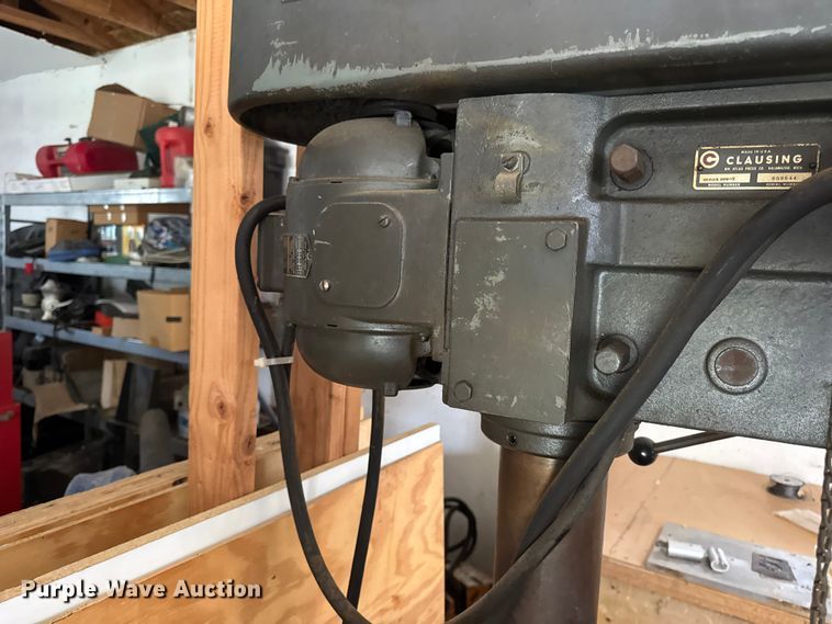 image for item EN0542 Clausing Series 22V-1 drill press