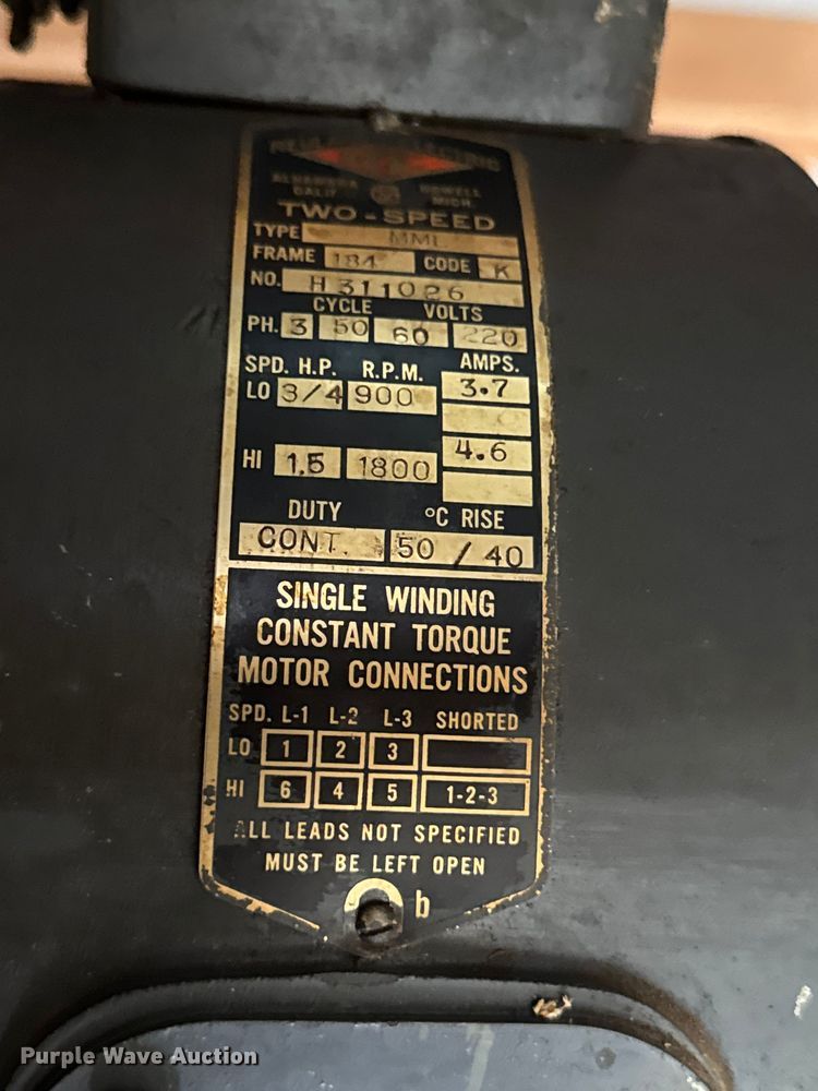 image for item EN0542 Clausing Series 22V-1 drill press