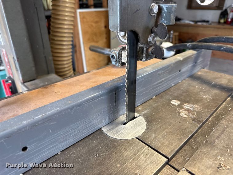 image for item EN0543 Delta Rockwell Band Saw