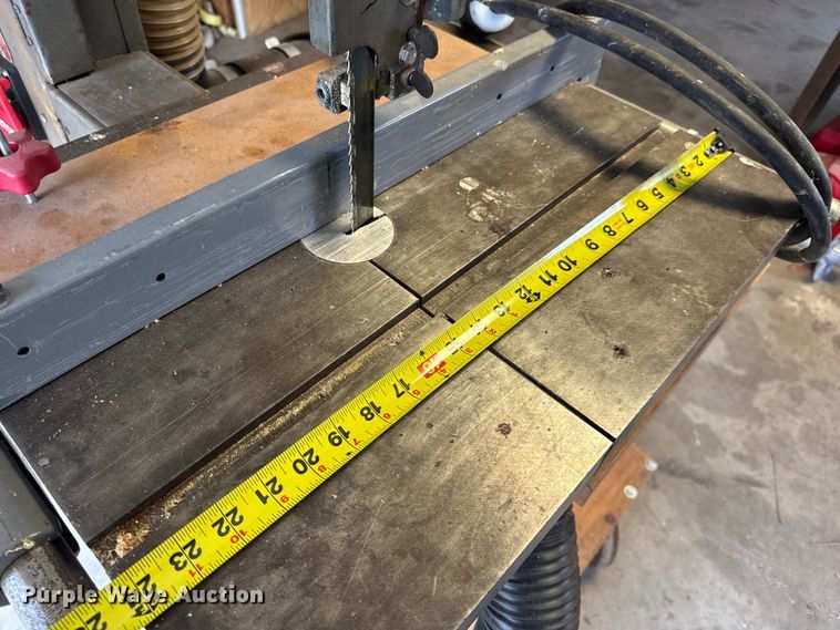 image for item EN0543 Delta Rockwell Band Saw