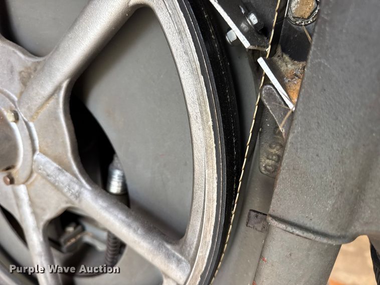 image for item EN0543 Delta Rockwell Band Saw