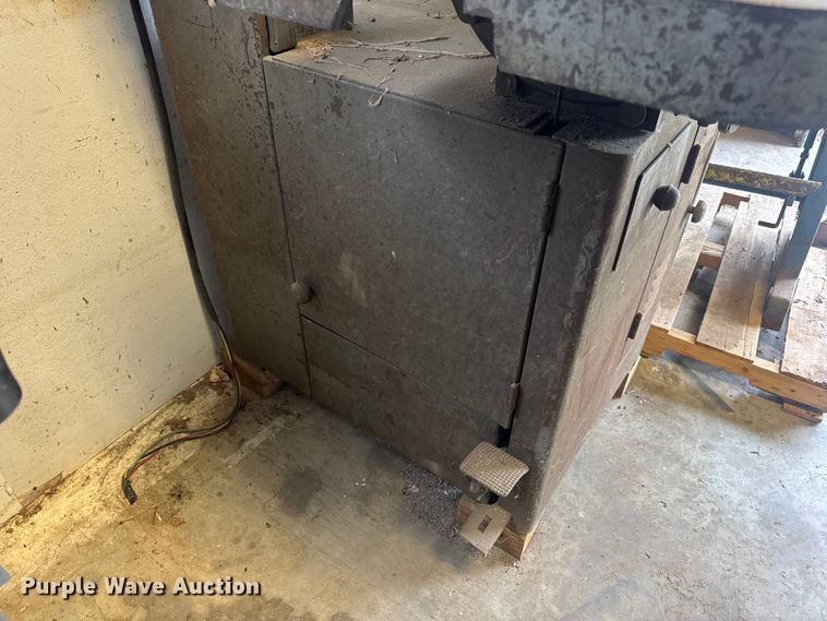 image for item EN0544 Grob band saw