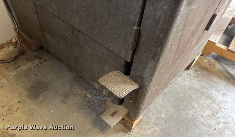 image for item EN0544 Grob band saw