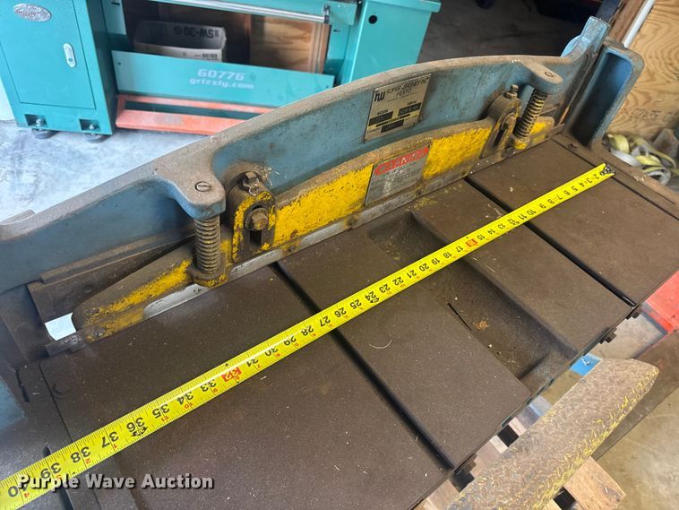 image for item EN0545 Pexto 137L metal shear