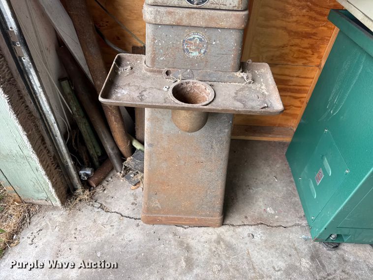 image for item EN0546 Sioux Tools grinder