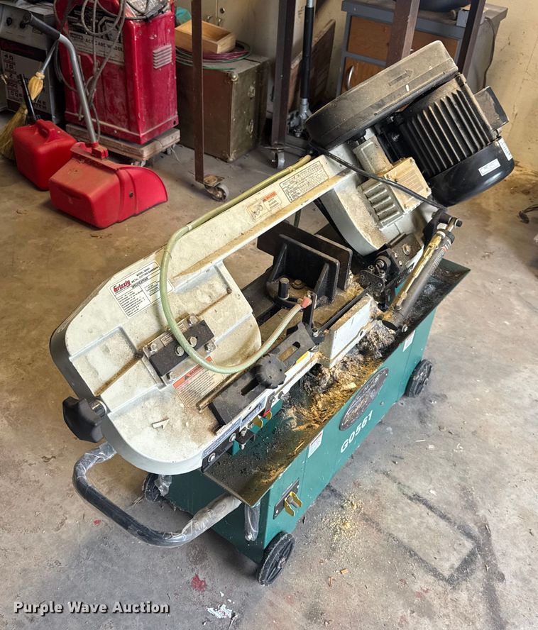 image for item EN0547 2019 Grizzly G0561 band saw