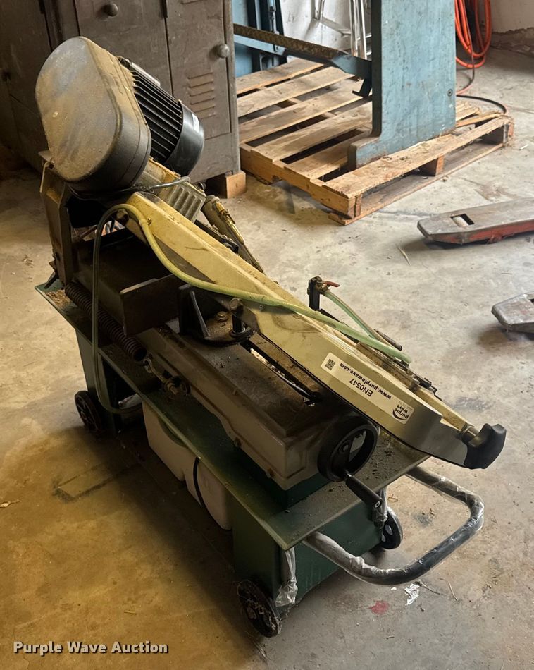 image for item EN0547 2019 Grizzly G0561 band saw