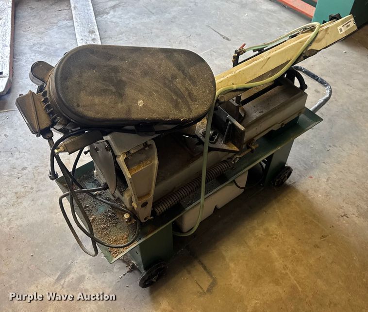image for item EN0547 2019 Grizzly G0561 band saw