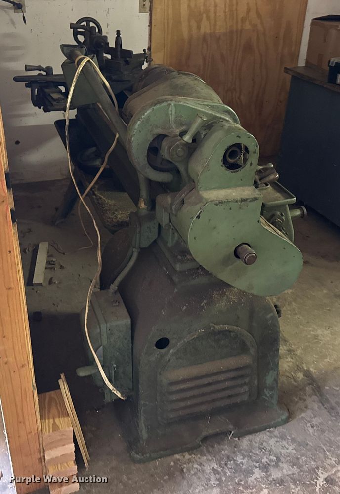 image for item EN0548 South Bend lathe