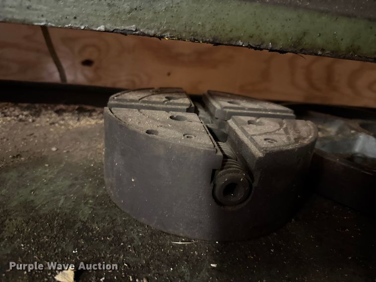 image for item EN0548 South Bend lathe