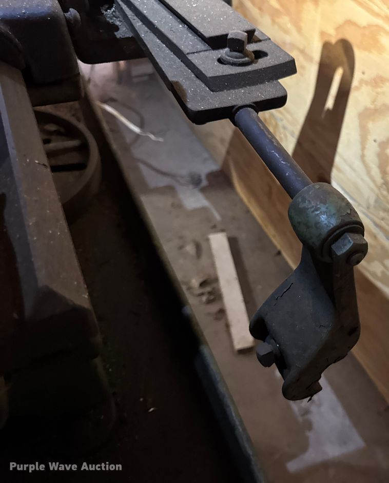 image for item EN0548 South Bend lathe