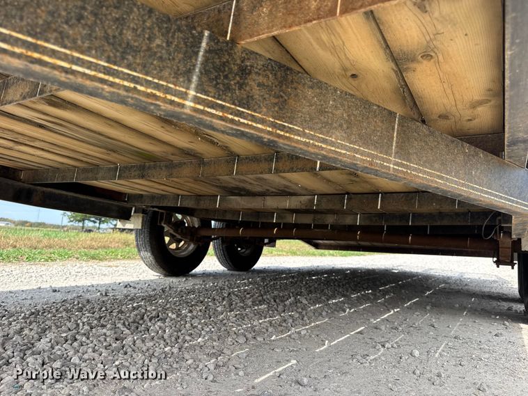 image for item EN0554 2018 PJ Trailers utility trailer