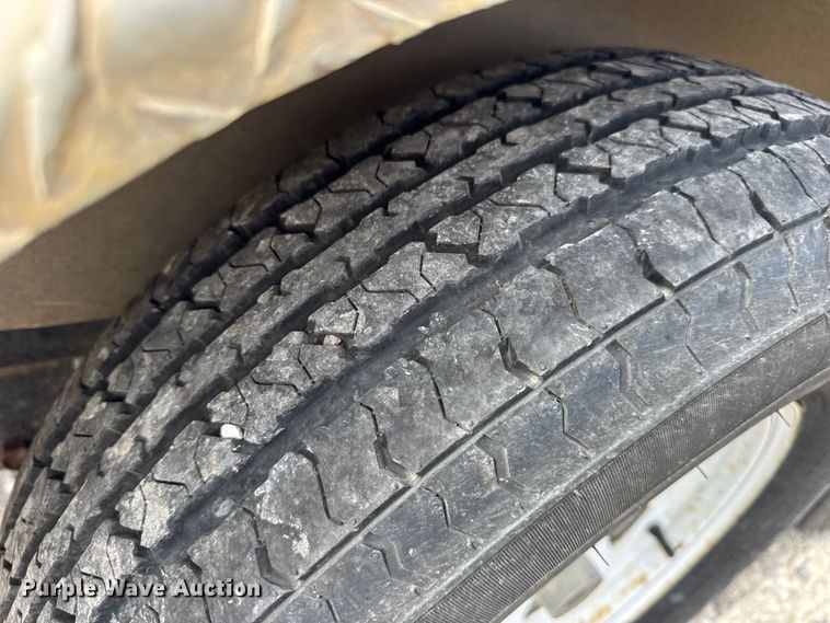 image for item EN0554 2018 PJ Trailers utility trailer