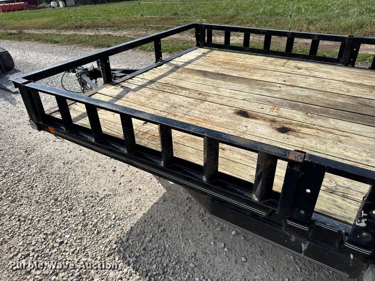 image for item EN0562 2020 PJ Trailers utility trailer