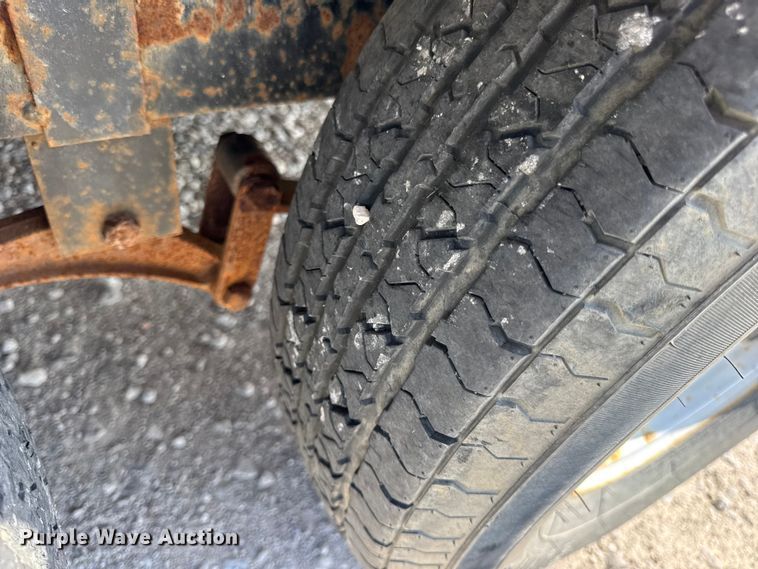 image for item EN0562 2020 PJ Trailers utility trailer