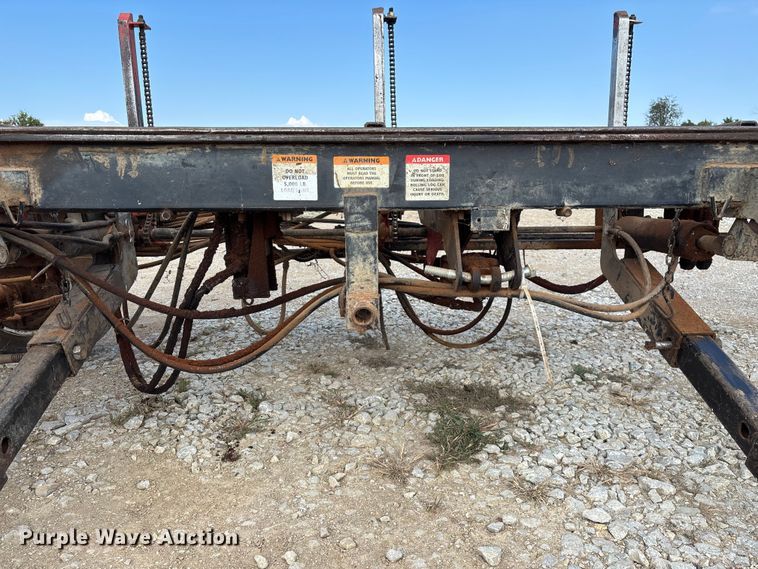 image for item EN5695 2011 TimberKing 2000 sawmill