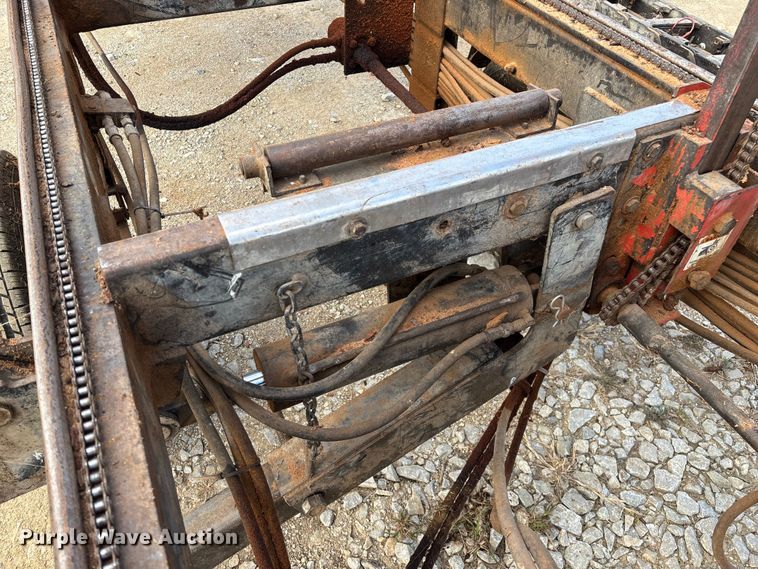 image for item EN5695 2011 TimberKing 2000 sawmill