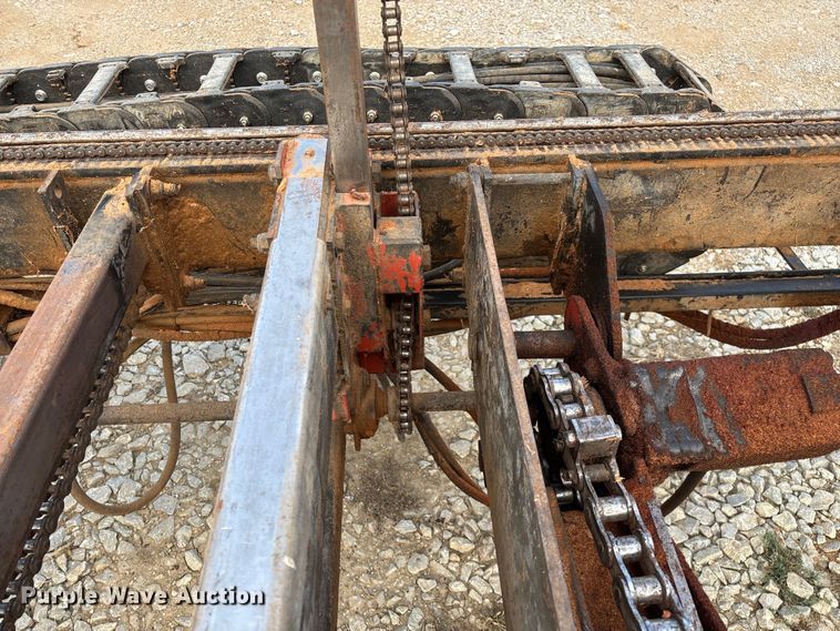 image for item EN5695 2011 TimberKing 2000 sawmill