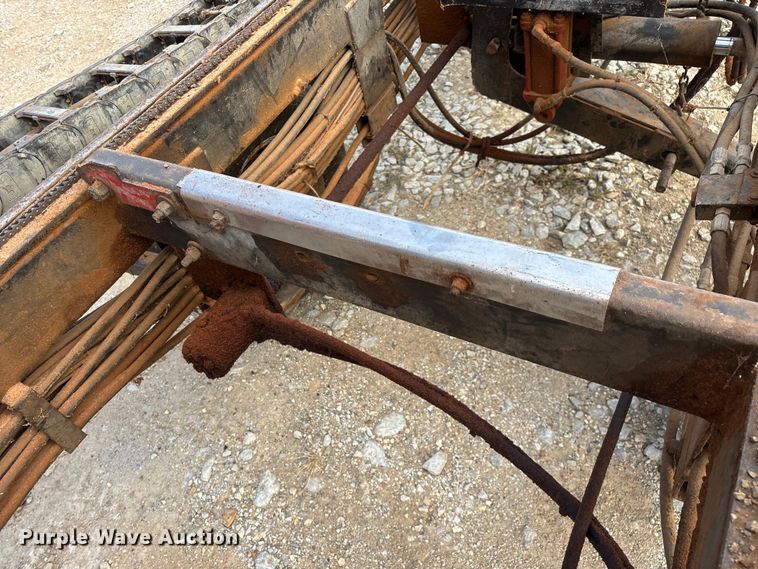 image for item EN5695 2011 TimberKing 2000 sawmill