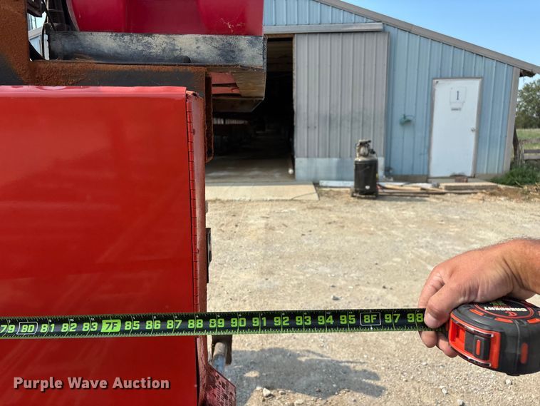 image for item EN5695 2011 TimberKing 2000 sawmill