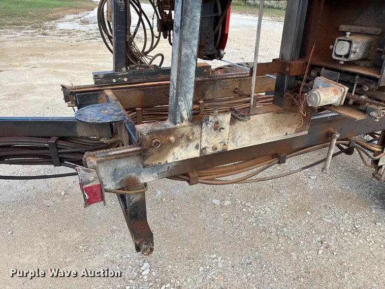 image for item EN5695 2011 TimberKing 2000 sawmill