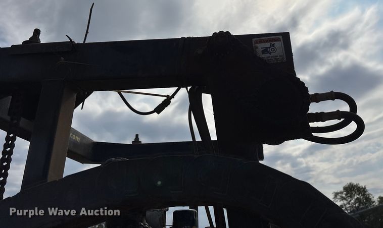 image for item EN5695 2011 TimberKing 2000 sawmill