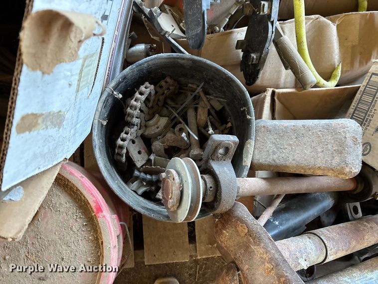 image for item EN5695 2011 TimberKing 2000 sawmill