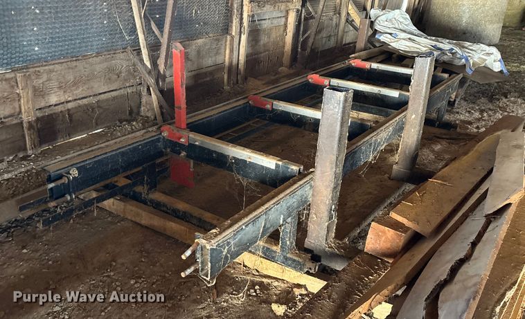 image for item EN5695 2011 TimberKing 2000 sawmill