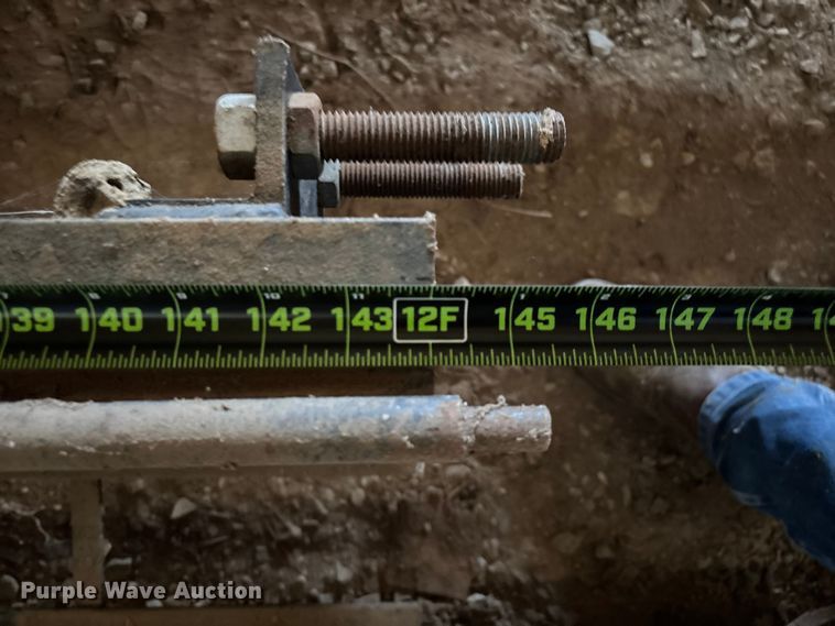 image for item EN5695 2011 TimberKing 2000 sawmill