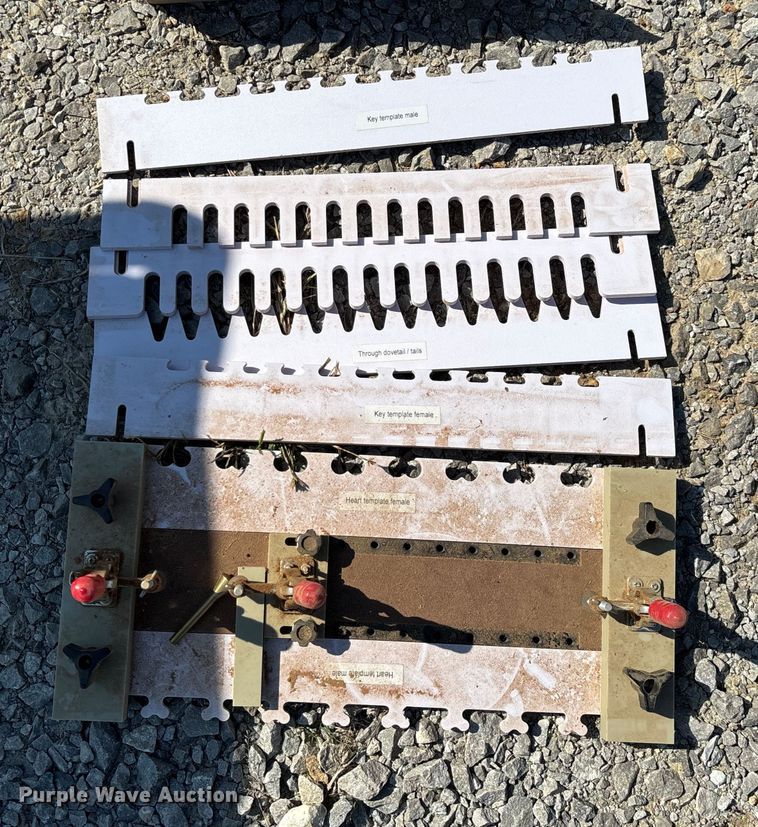 image for item EN5696 Tools