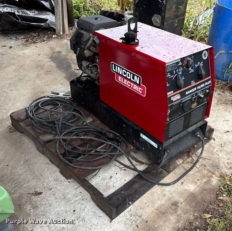 image for item EN5701 Lincoln Electric Ranger 10,000 Plus welder