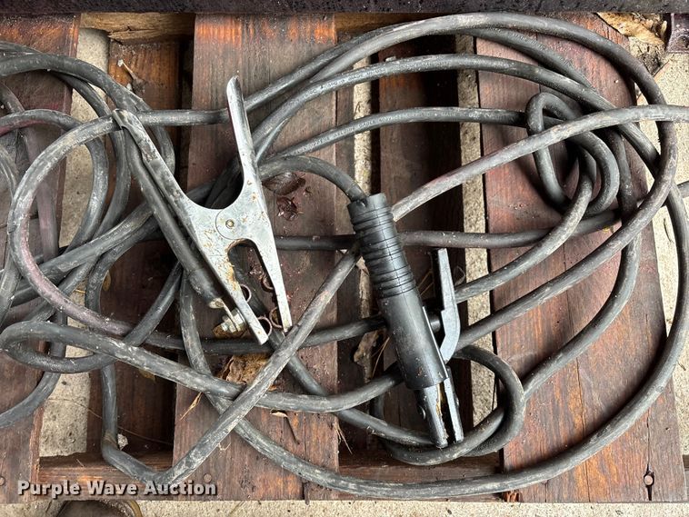 image for item EN5701 Lincoln Electric Ranger 10,000 Plus welder