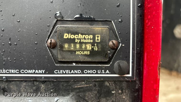 image for item EN5701 Lincoln Electric Ranger 10,000 Plus welder